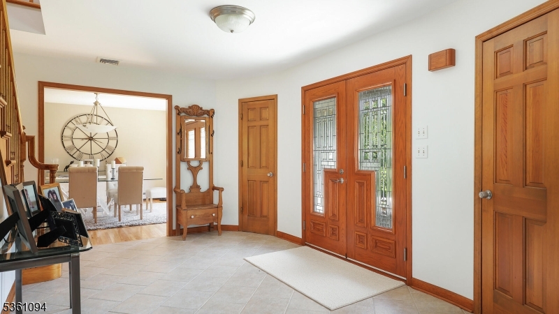 3 Manor Dr