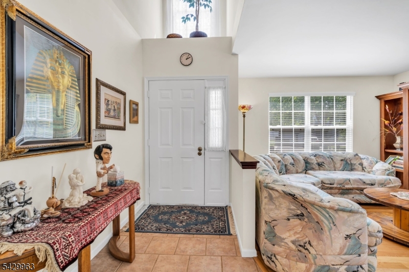 5 Vaccaro Rd