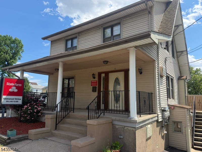 17 Winant Ave