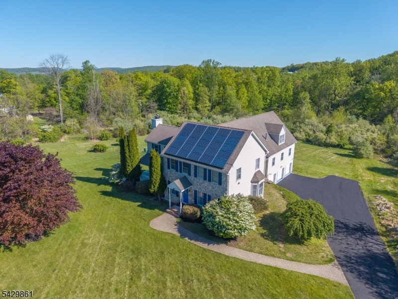 37 Woodland Heights Circl