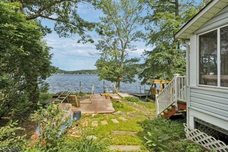 116 E Shore Culver Rd