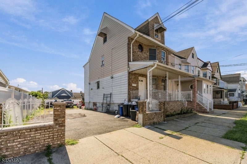 56 Brighton Ave Aka54