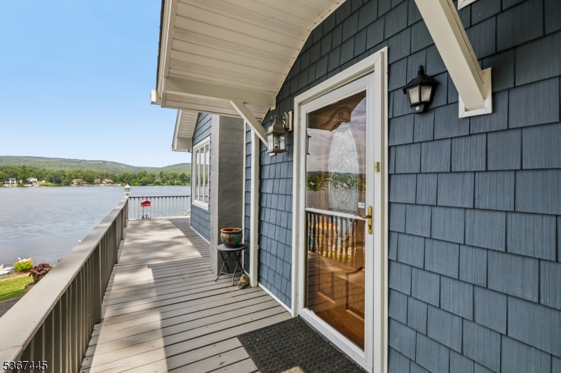 62 Board Rd