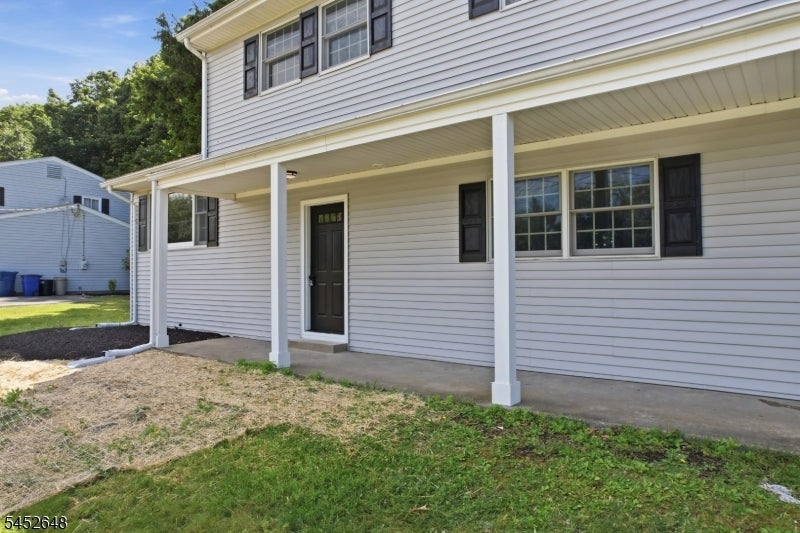 334 Daniel St