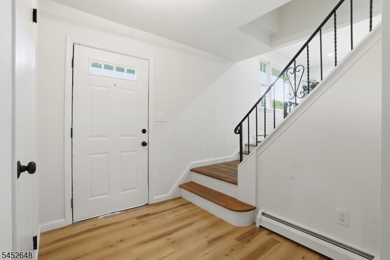 334 Daniel St