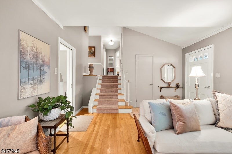 32 Gordon Pl