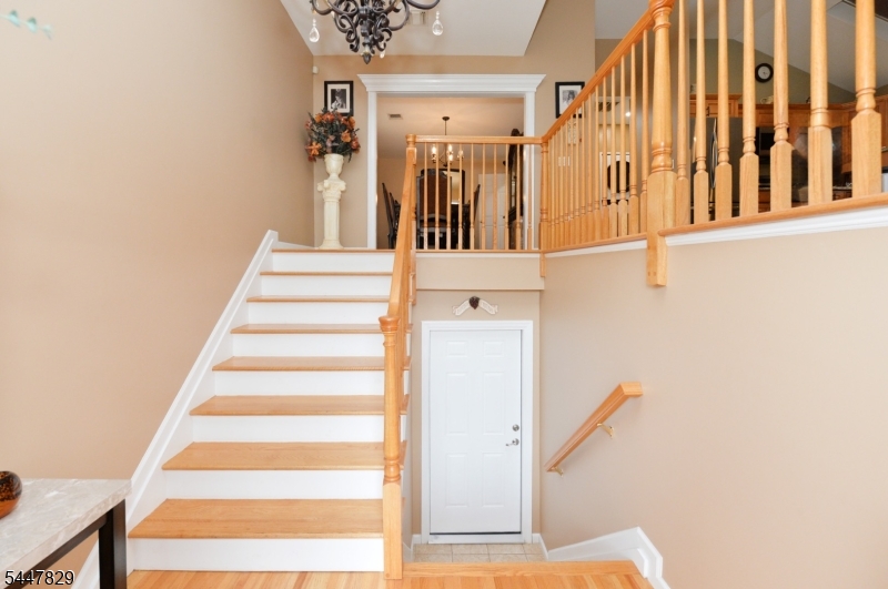 120 Corabelle Ave