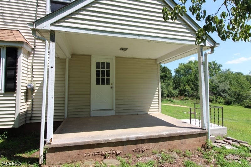 229 PITTSTOWN ROAD