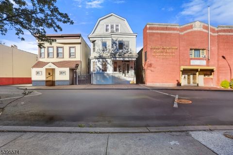 Photo of 233 N 18Th St, East Orange, NJ 07017 (MLS # 3996406)