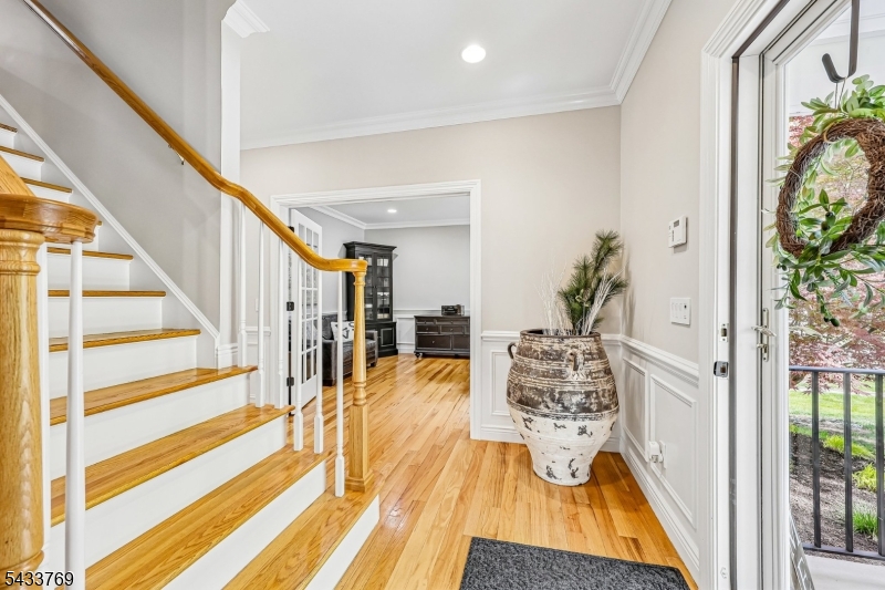 129 Woodland Ave