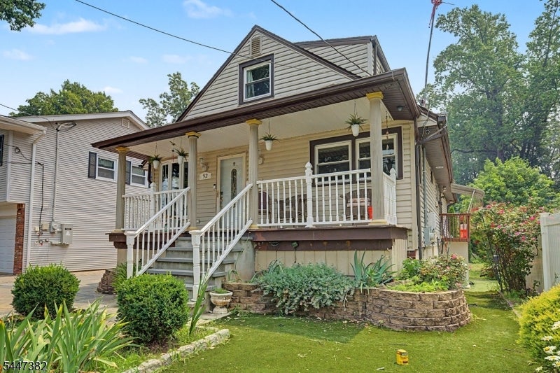 92 Blauvelt Ave