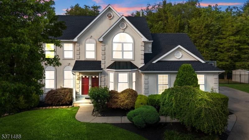 38 Margaret Dr