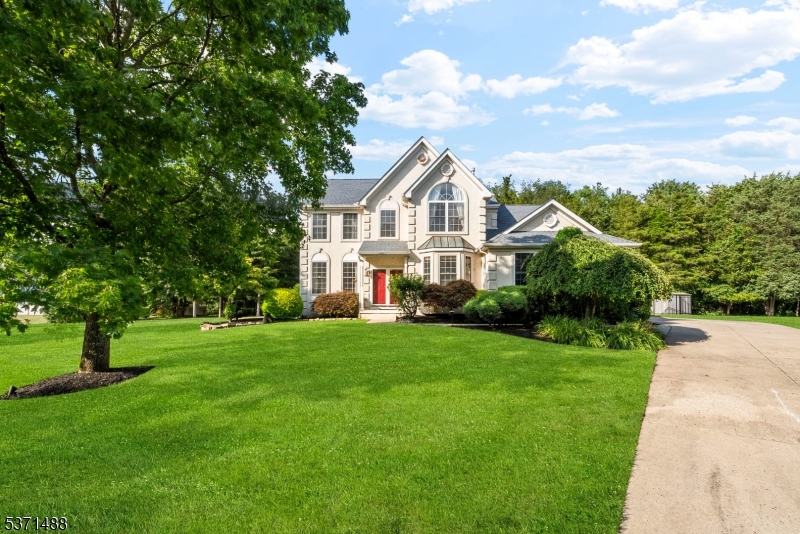 38 Margaret Dr