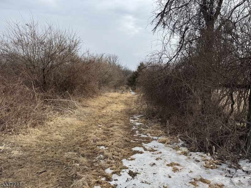 0 Decker Pond/Airport Rd