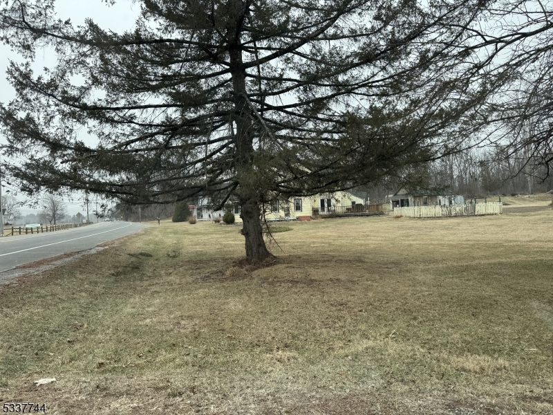 0 Decker Pond/Airport Rd