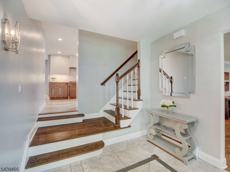 11 Druid Hill Dr
