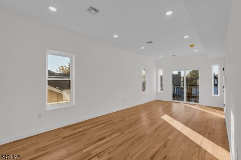 896 South 19th St