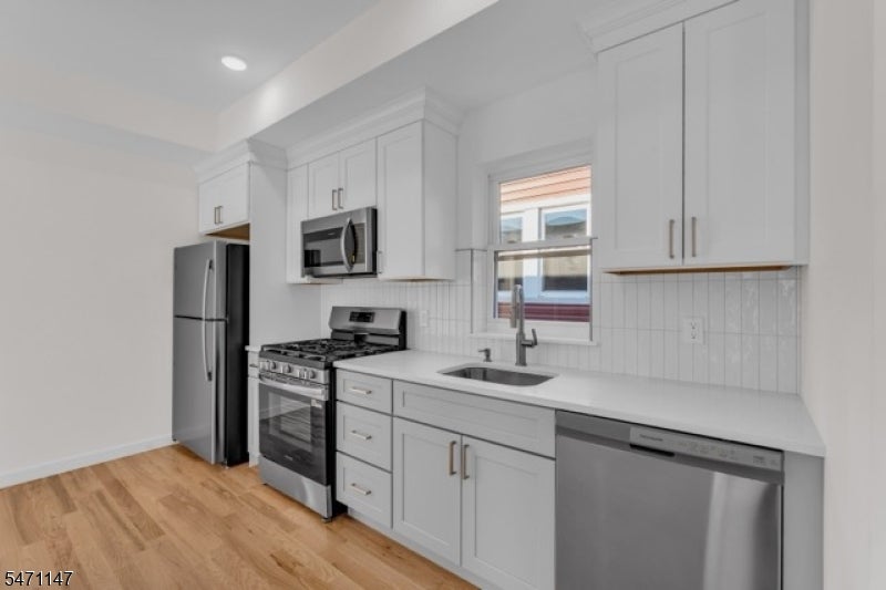 896 South 19th St