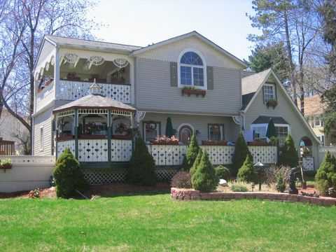 608 Hort St Westfield Town NJ 07090