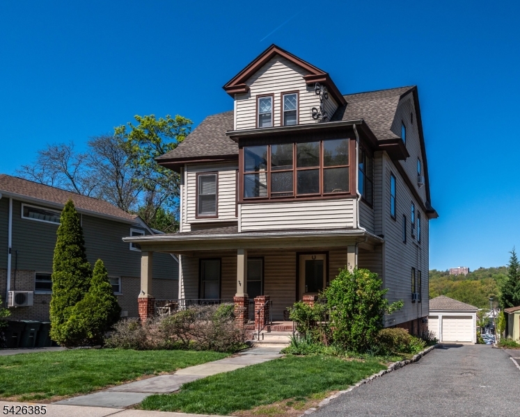 329 Academy St