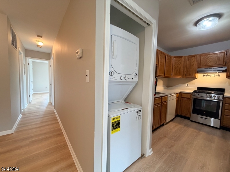 301 Bloomfield Ave