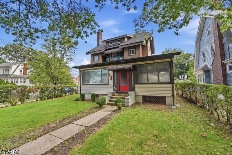 83 Franklin St