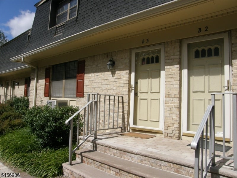 768 Springfield Ave 3