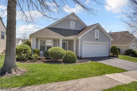 87 Kensington Cir White Twp. NJ 07823