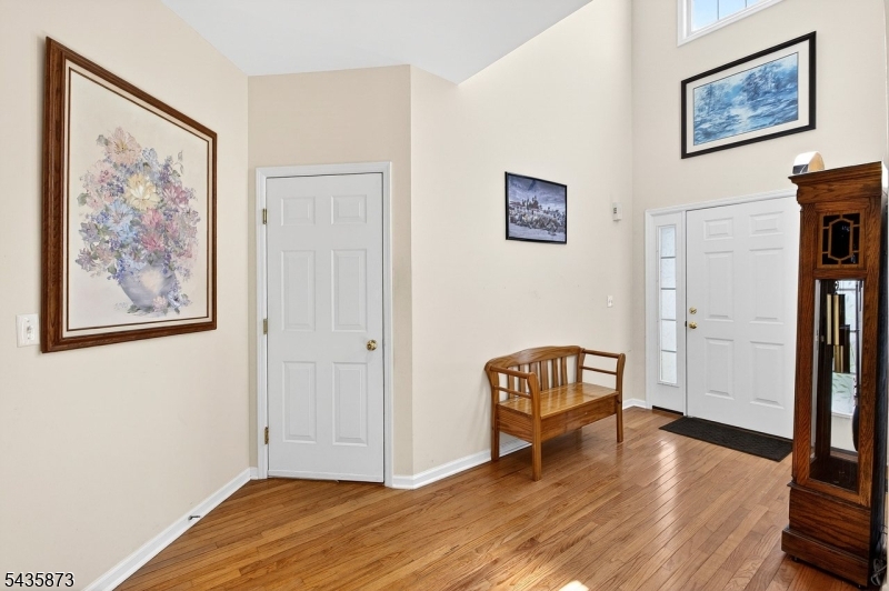 13 Fairchild Ln