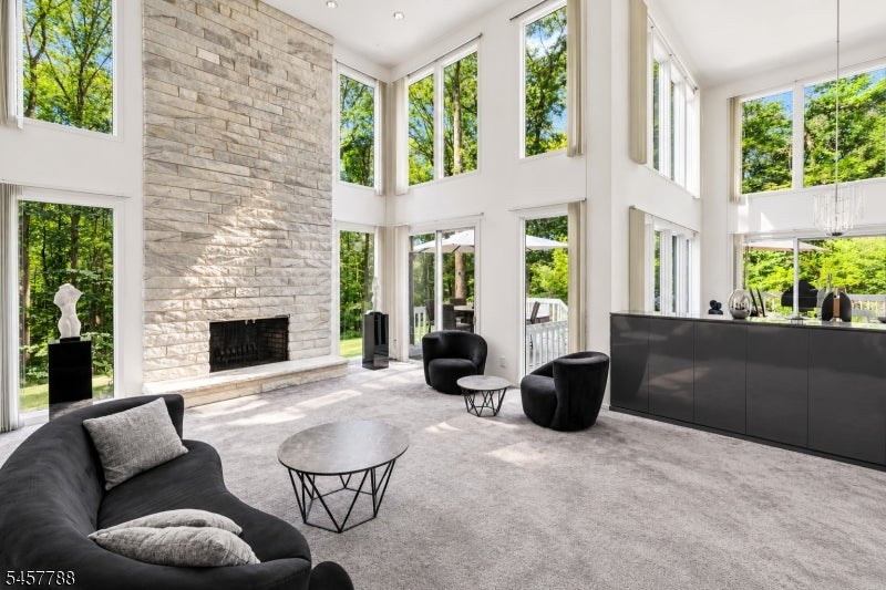 40 Jockey Hollow Rd