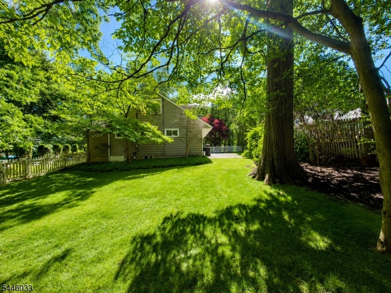 72 Foster Rd