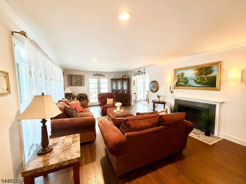 72 Foster Rd