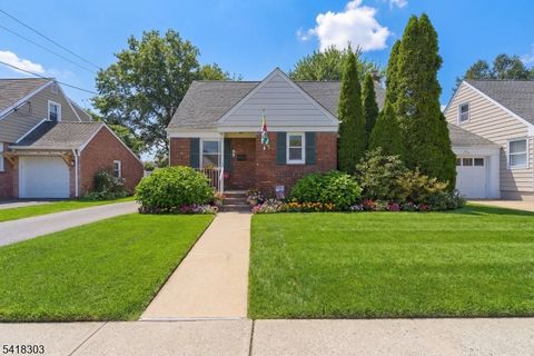47 Peek St Rochelle Park Twp. NJ 07662