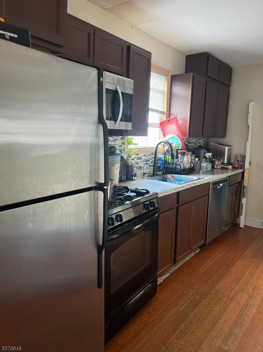 194 Jerome Pl