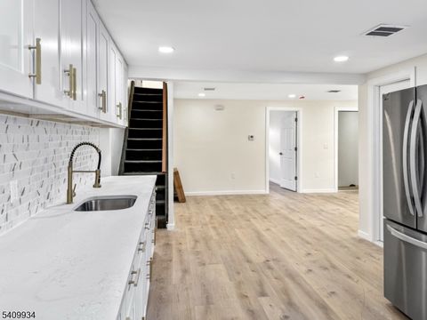 585 Mcchesney St City Of Orange Twp. NJ 07050