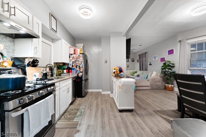 132 Jerome Pl