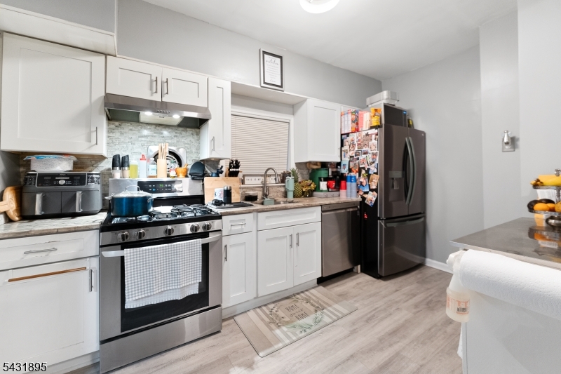 132 Jerome Pl