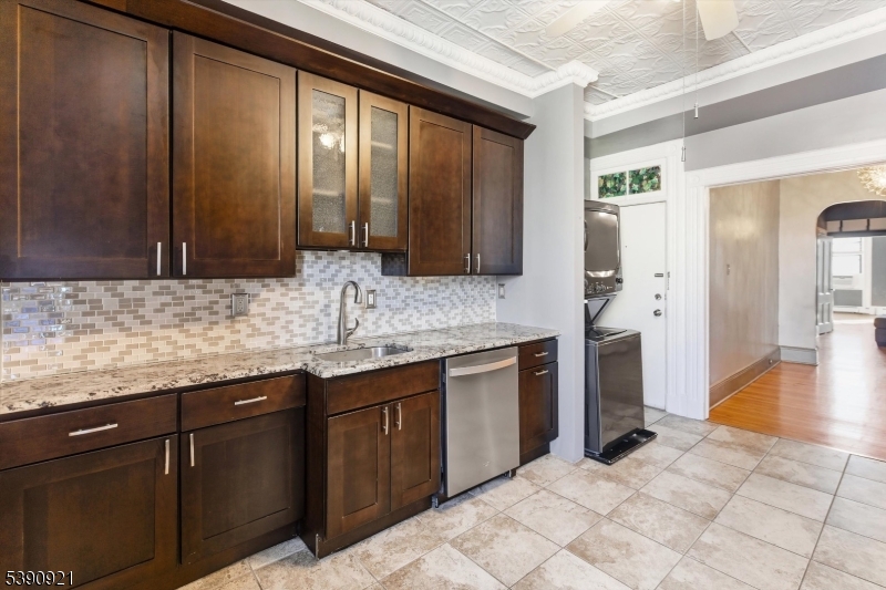 422 Madison 3L