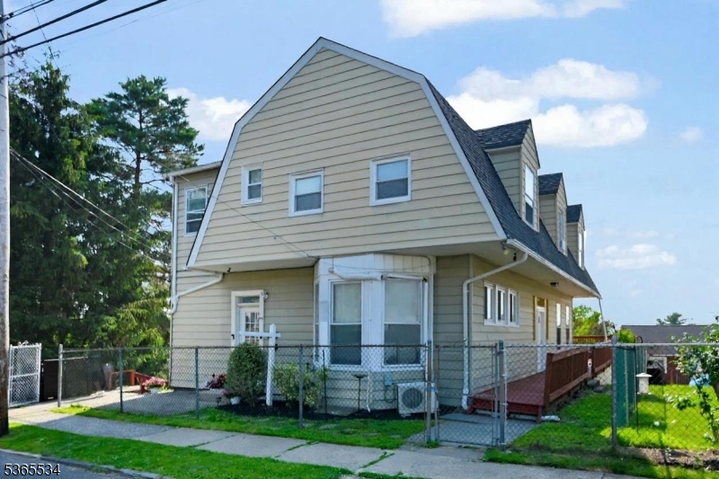 307 Church St