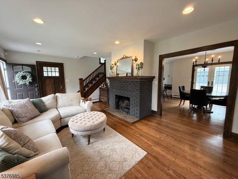 153 Fairview Ave