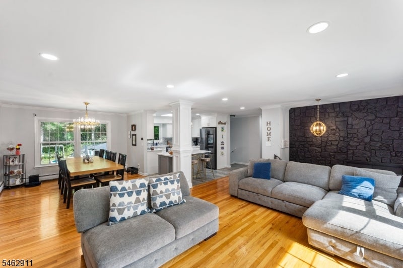 738 County Road 579