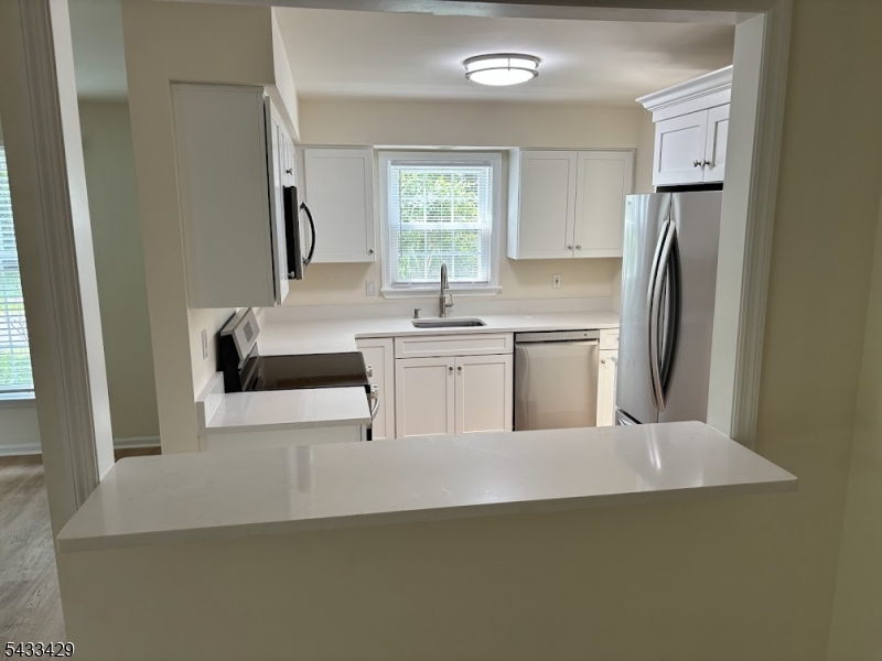 87 Junco Ct