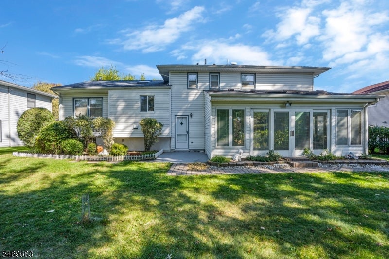 14 Woodside Rd