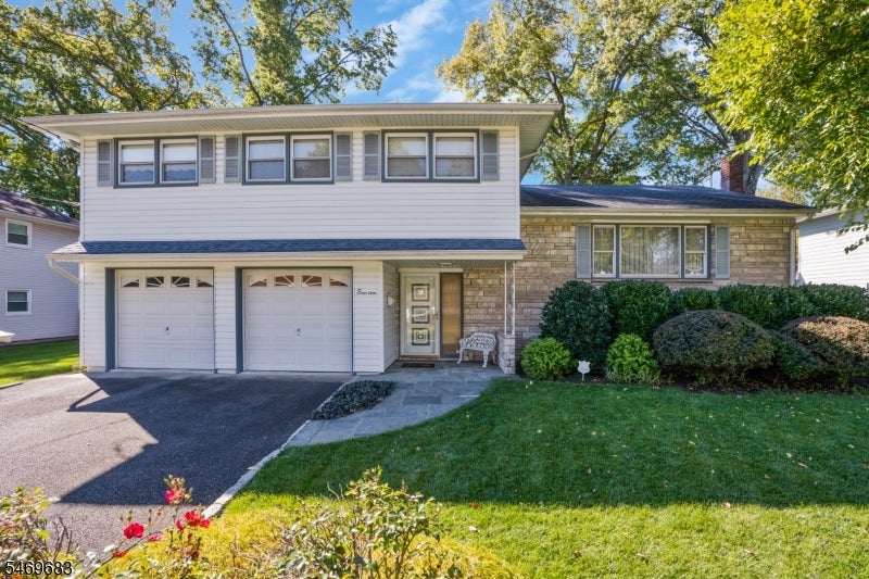 14 Woodside Rd