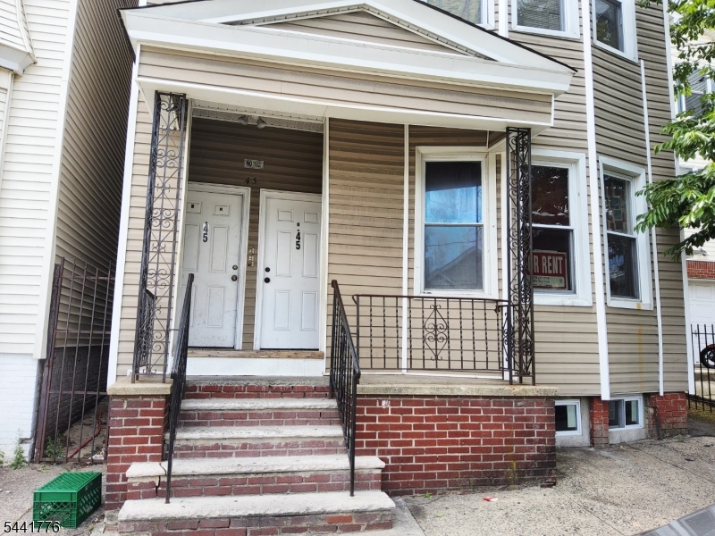 45 Winans Ave 1