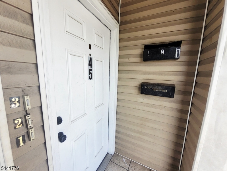 45 Winans Ave 1