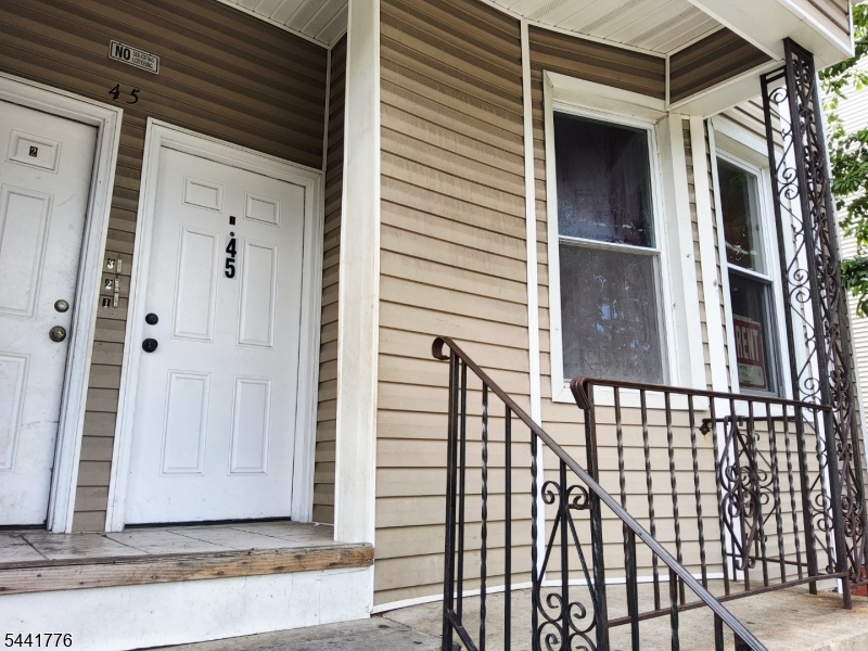 45 Winans Ave 1
