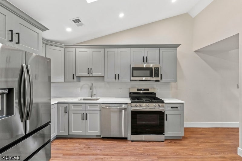 144 Main St 1