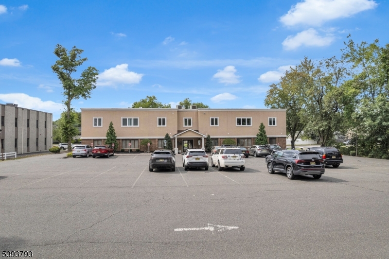 727 Raritan Rd