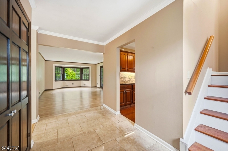 25 Trouville Dr